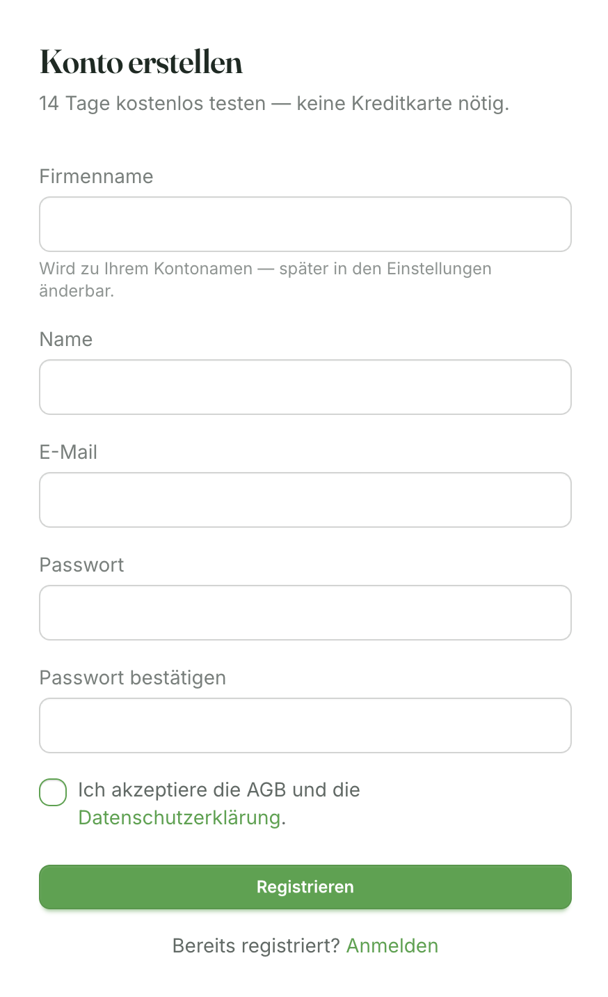 Tragen Sie im Registrierungsformular Firmenname, Name, E-Mail-Adresse und Passwort ein. Bestätigen Sie das Passwort und akzeptieren Sie die AGB sowie die Datenschutzerklärung. Starten Sie den Testzeitraum mit Registrieren.